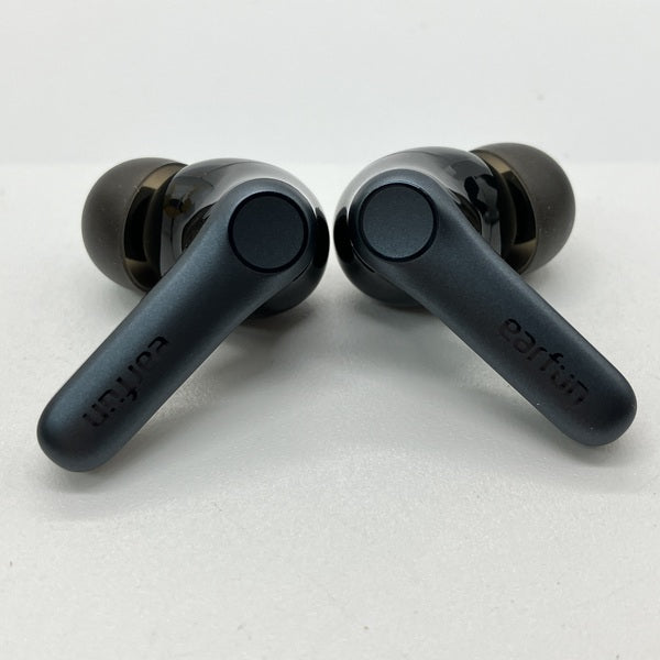 【中古】Air Pro 4 - Black【秋葉原】
