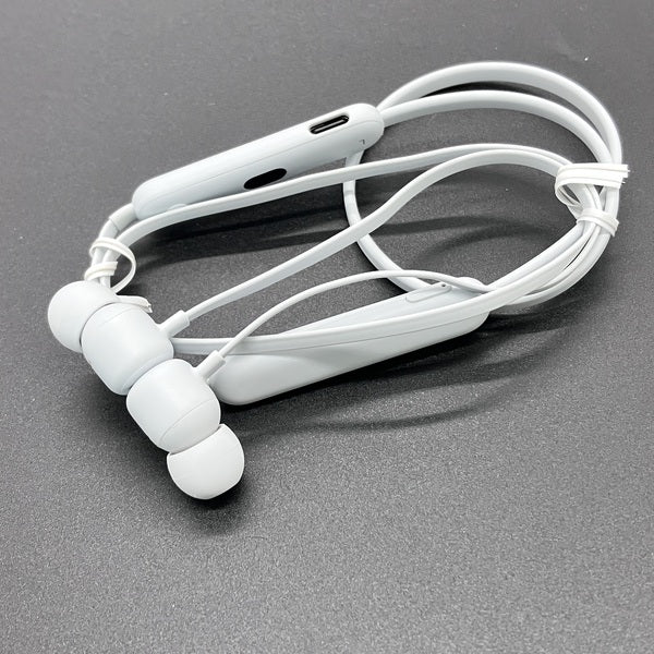 【中古】Beats Flex スモークグレイ 【MYME2PA/A】【秋葉原】