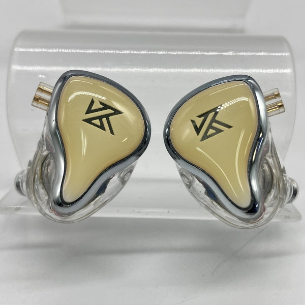 【中古】KZ ZAS(ケーブル欠品)【秋葉原】