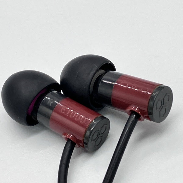 【中古】E1000 RED 【FI-E1DPALRE】【秋葉原】