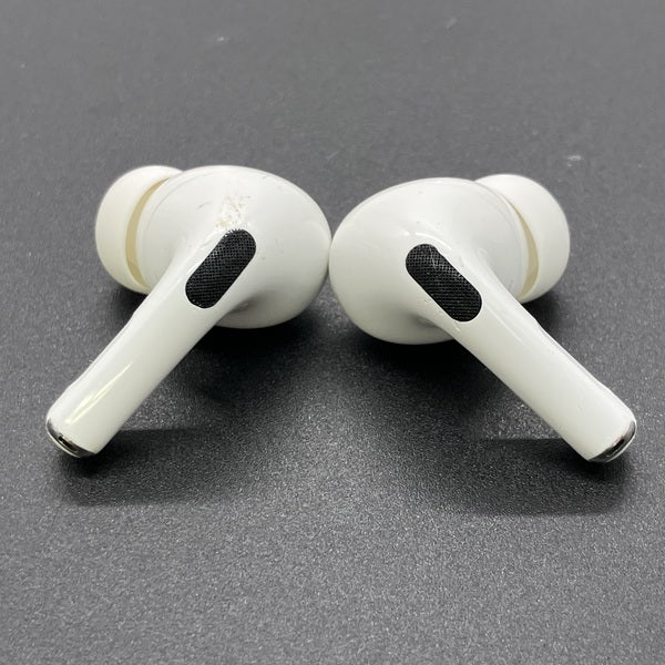 Apple 【中古】Apple AirPods Pro MLWK3J/A (2021/Magsafe)(海外モデル