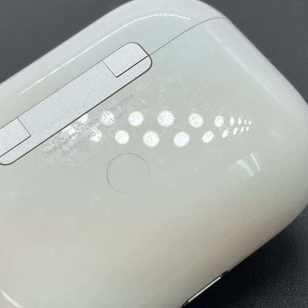 ヘッドホン Apple AirPods Pro 2021 MLWK3J/A Apple 【中古】Apple AirPods Pro MLWK3J/A (2021/Magsafe)(海外モデル