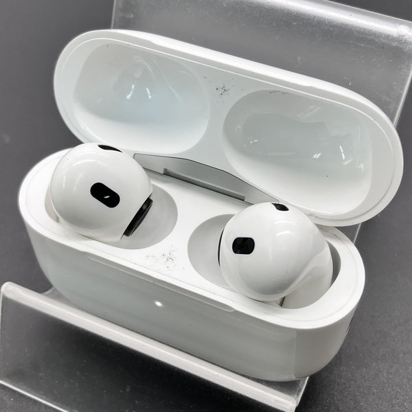 【中古】MagSafe充電ケース(USB-C)付きAirPods Pro(第2世代) MTJV3JA【秋葉原】