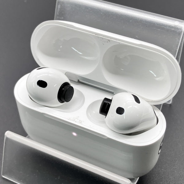 【中古】AirPods Pro 3 MFHP4J/A【秋葉原】