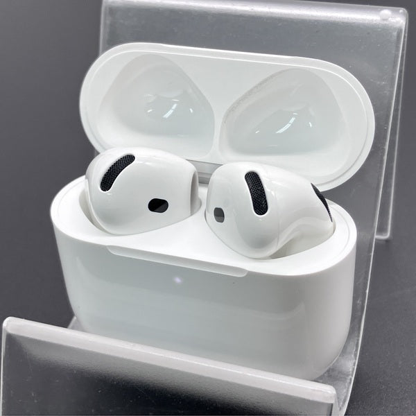 【中古】AirPods 4 MXP63J/A【日本橋】
