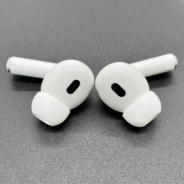 Apple 【中古】MagSafe充電ケース(USB-C)付きAirPods Pro(第2世代