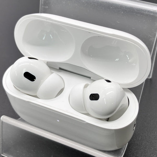 【中古】MagSafe充電ケース(USB-C)付きAirPods Pro(第2世代) MTJV3JA【秋葉原】