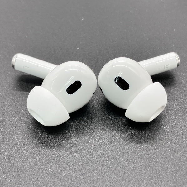 Apple 【中古】MagSafe充電ケース(USB-C)付きAirPods Pro(第2世代