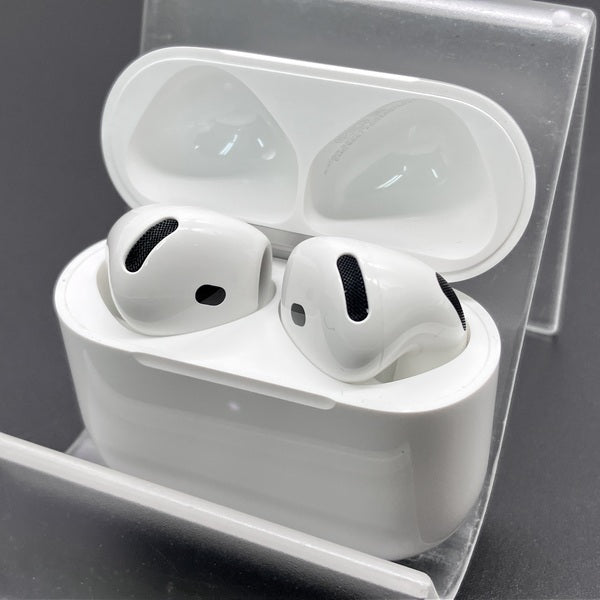 【中古】AirPods 4 MXP93J/A（アクティブノイズキャンセリング搭載）【日本橋】