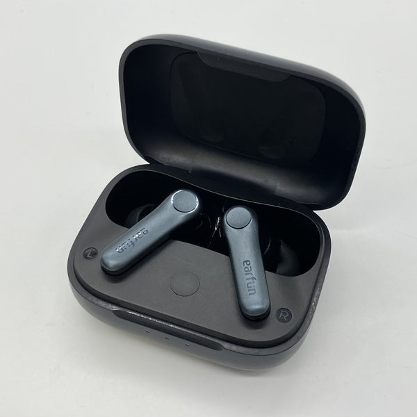 【中古】Air Pro 4 - Blue【秋葉原】