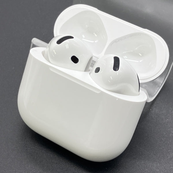 【中古】AirPods 4 MXP63J/A【秋葉原】