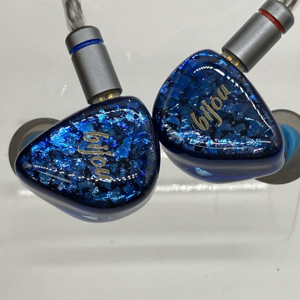 【中古】bijou【日本橋】