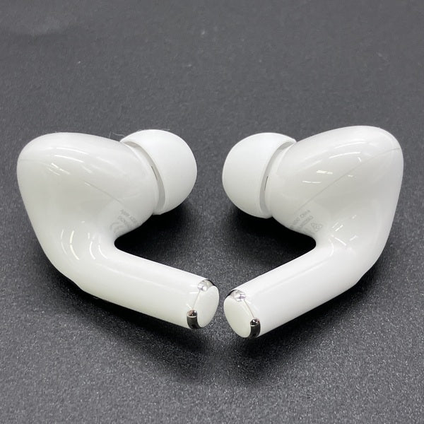 Apple 【中古】MagSafe充電ケース(USB-C)付きAirPods Pro(第2世代
