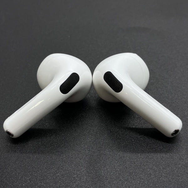 Apple 【中古】AirPods 4 MXP93J/A（アクティブノイズキャンセリング