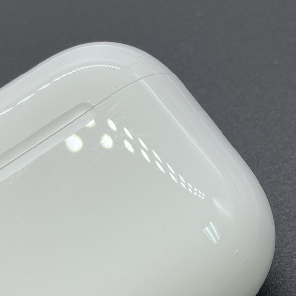 Apple 【中古】AirPods 4 MXP93J/A（アクティブノイズキャンセリング