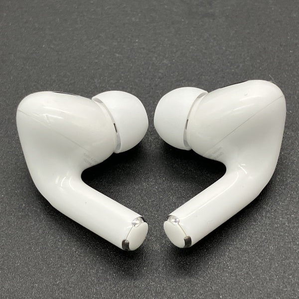 Apple 【中古】MagSafe充電ケース(USB-C)付きAirPods Pro(第2世代