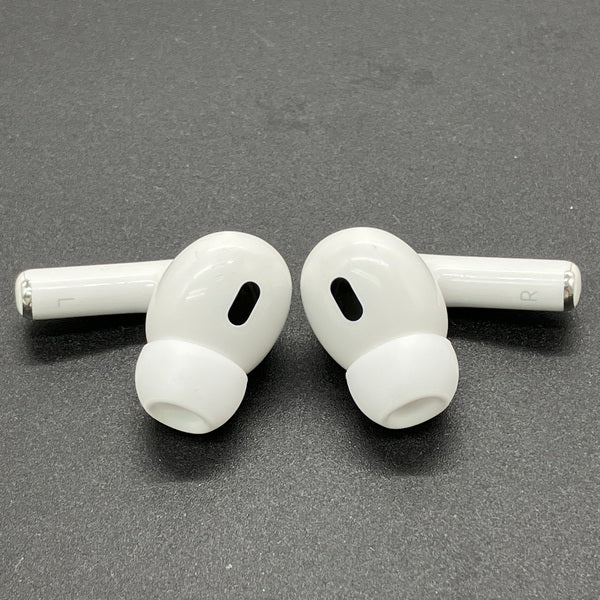 Apple 【中古】MagSafe充電ケース(USB-C)付きAirPods Pro(第2世代