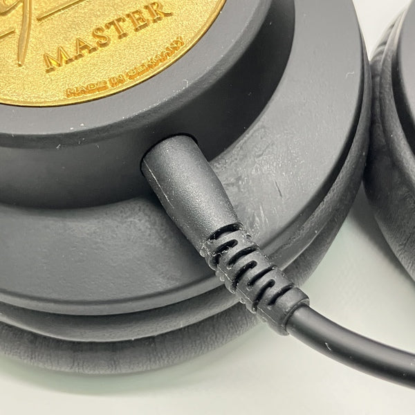 ULTRASONE 【中古】Signature MASTER 【ULT-SIG-MASTER】【秋葉原