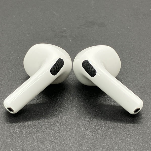 Apple 【中古】AirPods 4 MXP93J/A（アクティブノイズキャンセリング