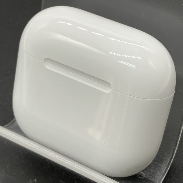 Apple 【中古】AirPods 4 MXP93J/A（アクティブノイズキャンセリング