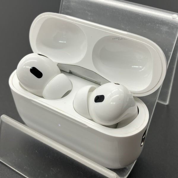 【中古】MagSafe充電ケース(USB-C)付きAirPods Pro(第2世代) MTJV3JA【日本橋】【日本橋】