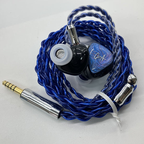 QoA 【中古】Misty Blue【日本橋】 – e☆イヤホン