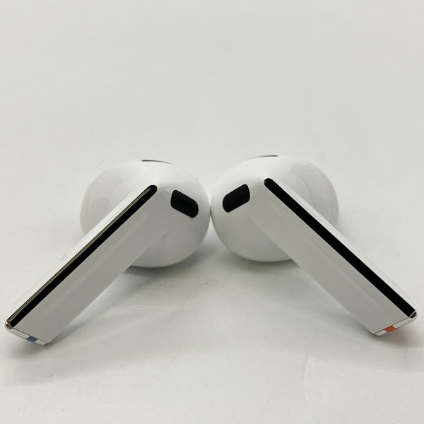 Galaxy 【中古】Galaxy Buds3 ホワイト 【SM-R530NZWAXJP】【秋葉原