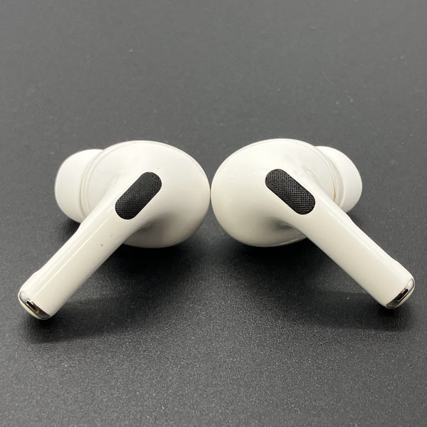 Apple 【中古】MagSafe充電ケース(USB-C)付きAirPods Pro(第2世代