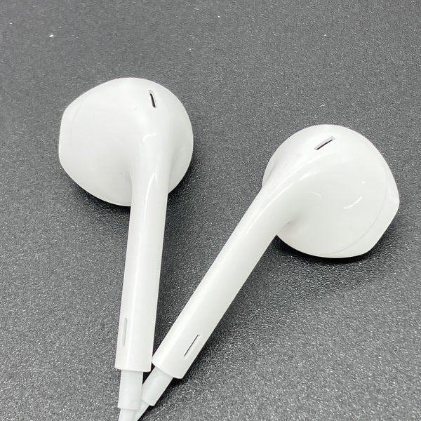 【中古】EarPods（USB-C） インナーイヤー型イヤホン【秋葉原】