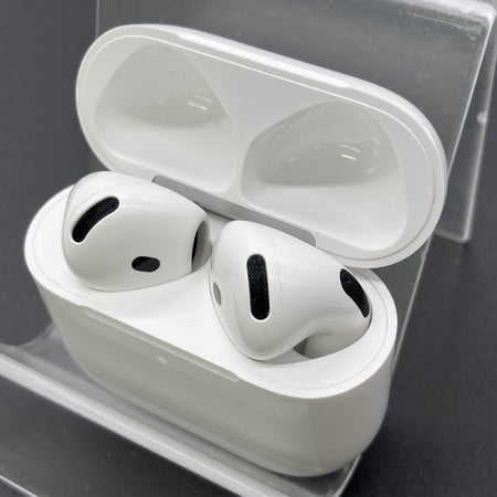 Apple 【中古】AirPods 4 MXP93J/A（アクティブノイズキャンセリング