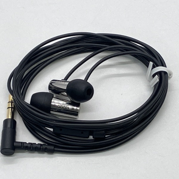 【中古】「非常に良い」final E3000 カナル型イヤホン FI-E3DSS final 【中古】E3000 【FI-E3DSS】【秋葉原】 – e☆イヤホン