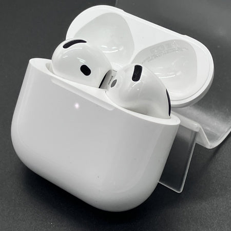 Apple 【中古】AirPods 4 MXP93J/A（アクティブノイズキャンセリング