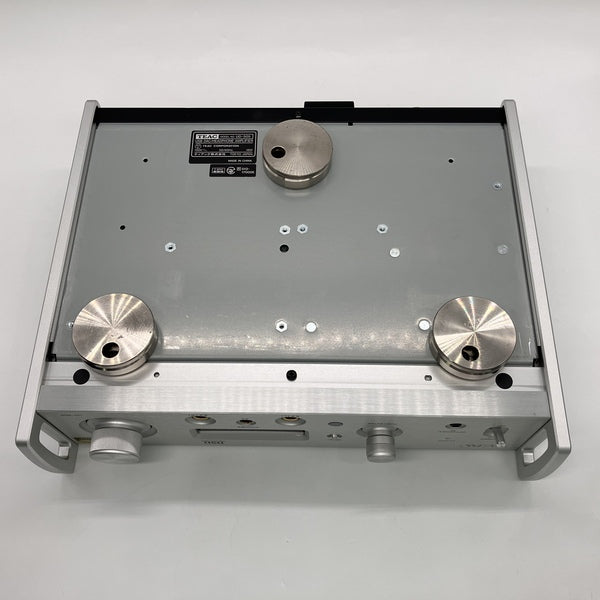 【中古】 TEAC ヘッドホンアンプ シルバー UD-505-S TEAC 【中古】UD-505-S【秋葉原】 – e☆イヤホン