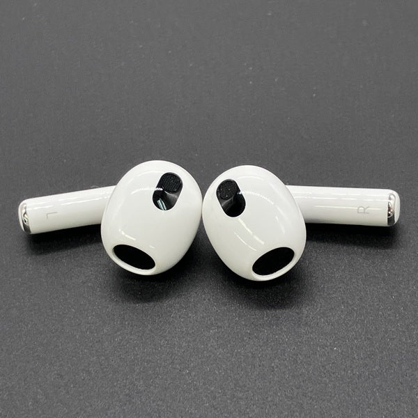 Apple 【中古】Airpods MPNY3J/A 3rd Generation Lightning充電ケース