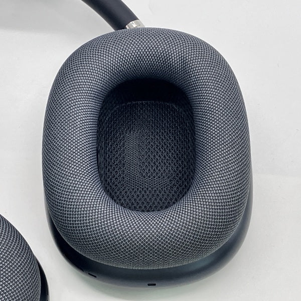 Apple 【中古】AirPods Max(USB-C) MWW43ZA/A ミッドナイト【秋葉原