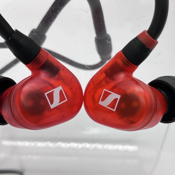 【中古】IE 100 PRO RED【秋葉原】
