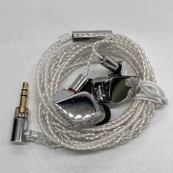 final 【中古】A8000 【FI-A8DSSD】【秋葉原】 – e☆イヤホン