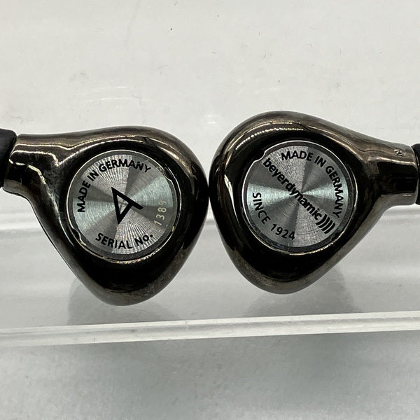 【中古】AK T8iE ブラック【AK-T8IE-BLK】【秋葉原】