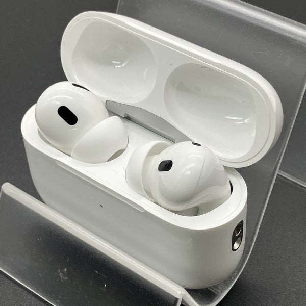【中古】MagSafe充電ケース(USB-C)付きAirPods Pro(第2世代) MTJV3JA【秋葉原】