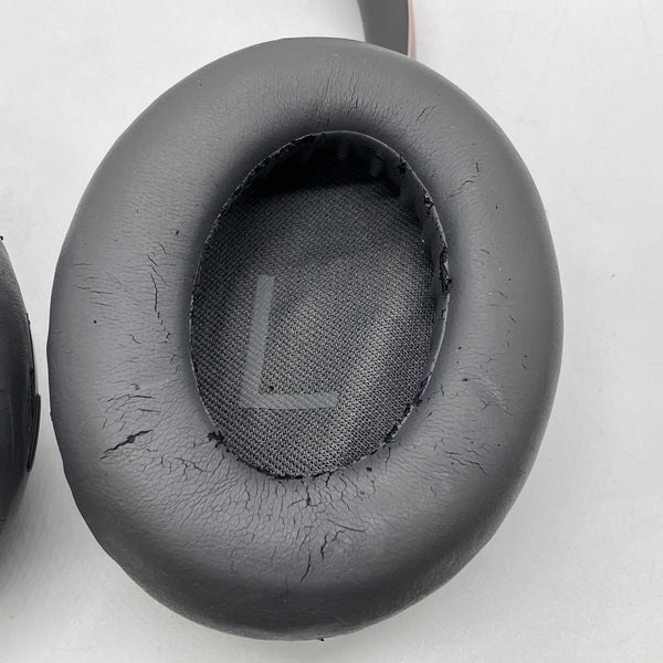 Bose 【中古】Noise Cancelling Headphones 700 + Charging Case