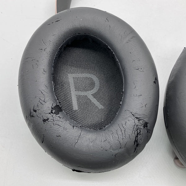 【BOSE】NC 700 動作確認済【中古品】 Bose 【中古】Noise Cancelling Headphones 700 + Charging Case