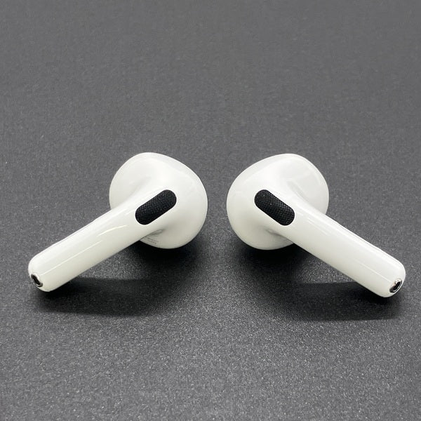 Apple 【中古】AirPods 4 MXP93J/A（アクティブノイズキャンセリング