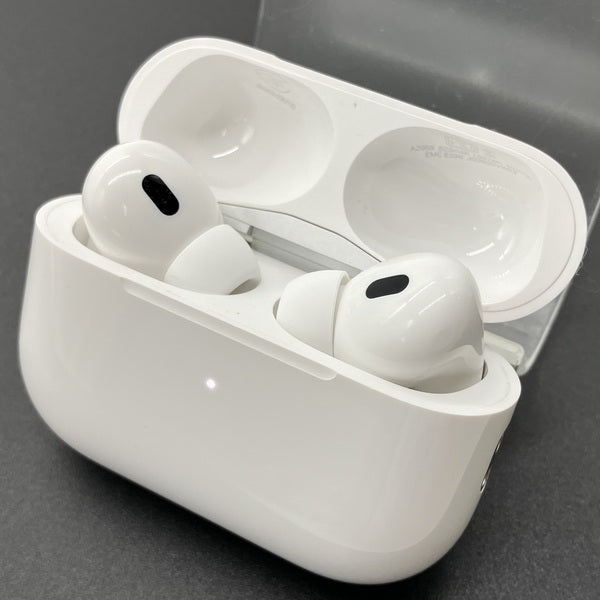 【中古】MagSafe充電ケース(USB-C)付きAirPods Pro(第2世代) MTJV3JA【日本橋】