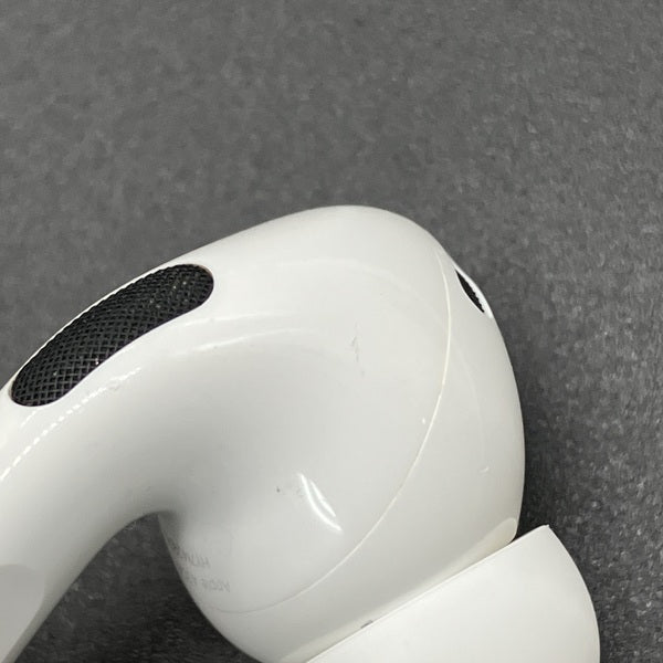 【中古】MagSafe充電ケース(USB-C)付きAirPods Pro(第2世代) MTJV3JA【秋葉原】