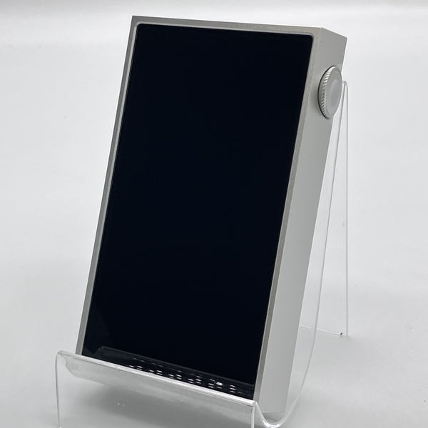 【中古】M5 Ultra シルバー【日本橋】