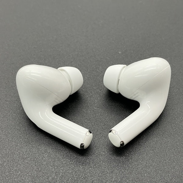【中古】MagSafe充電ケース(USB-C)付きAirPods Pro(第2世代) MTJV3JA【秋葉原】