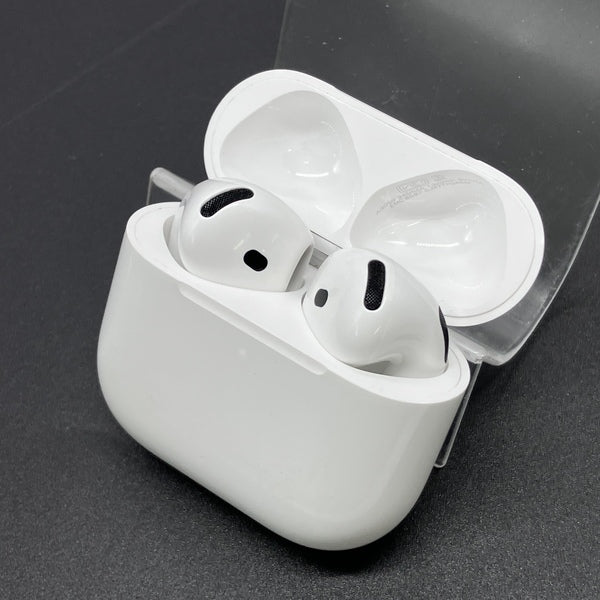 【中古】AirPods 4 MXP93J/A（アクティブノイズキャンセリング搭載）【日本橋】
