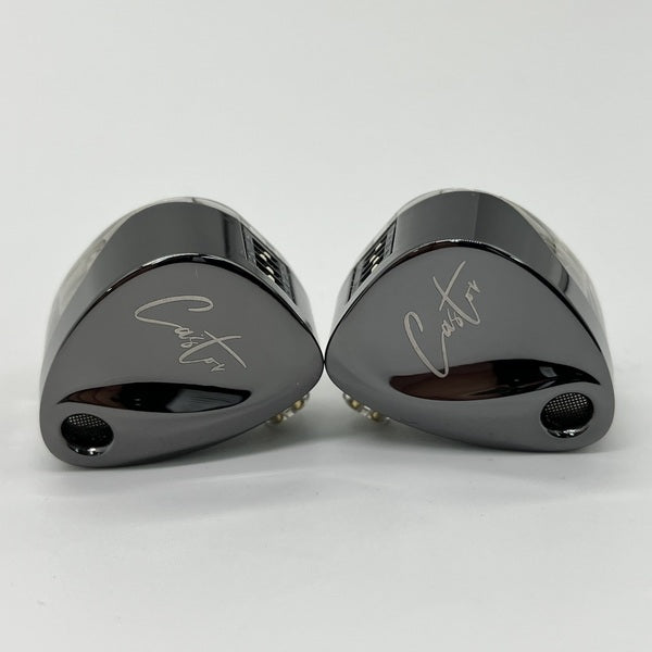 【中古】KZ Castor（ケーブル欠品）【秋葉原】