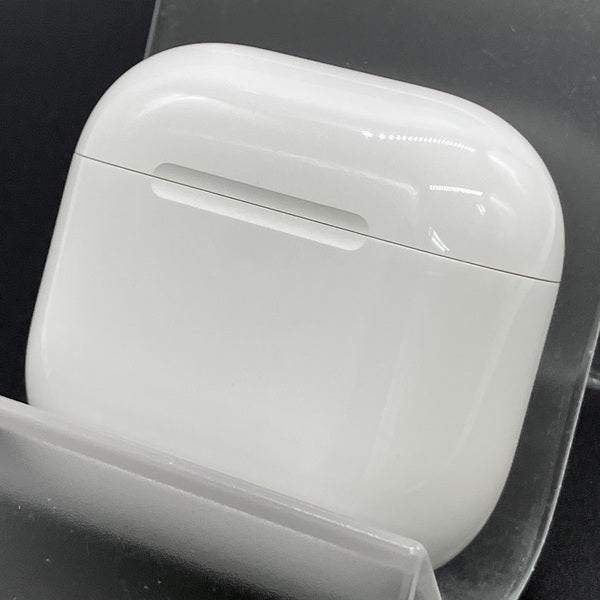 Apple 【中古】AirPods 4 MXP93J/A（アクティブノイズキャンセリング