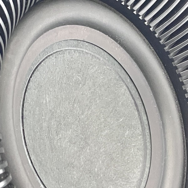 【中古】harman/kardon AURA ブラック（HKAURAAPBLKJN）【秋葉原】
